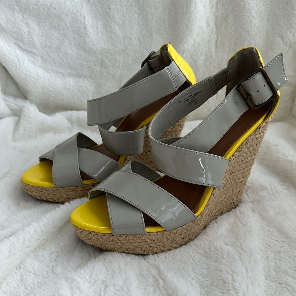 Xhilaration Wedge Platform Espadrilles - 10